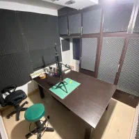 استودیو ضبط صدا و پادکست (آکوستیک کامل)اجاره ساعتی|اجارهٔ کوتاه‌مدت دفتر کار و فضای آموزشی|رشت, کوی عرفان|دیوار