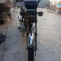 موتور سیکلت استارتی تقویت