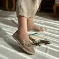 فروش یکجا ویترین همراه کل اجناس|کیف، کفش، کمربند|قائن, |دیوار