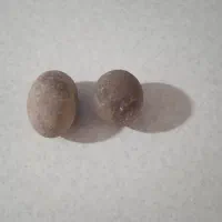 دو عدد سنگ