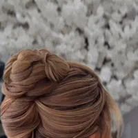آموزش وخدمات شینیون،میکاپ،مژه|خدمات آرایشگری و زیبایی|شاهین‌شهر, حافظ جنوبی|دیوار