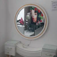 کنسول وآینه آرایشگاهی ۴تا|آینه|گلستان (تهران), |دیوار