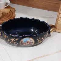 تعدادی ظروف پذیرایی شیک