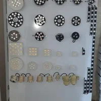 چراغ آبنما و استخر و دفنی