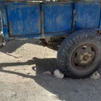 گاوآهن رومانی و یک عدد تریلی دو چرخ جکی|ماشینآلات صنعتی|گهواره, |دیوار