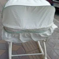 گهواره نوزاد