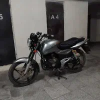 موتورسیکلت ۲۰۰