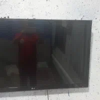 ال ای دی۴۲اینچ ال جی صفحه شکسته