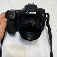 دوربین cannon 90D همراه لنز 50mm