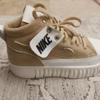 کتونی و کفش چرم