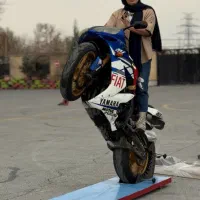 استند ویترینی موتور|خدمات موتور و ماشین|تهران, شهرک شریفی|دیوار