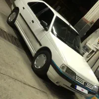 پژو آردی سفید