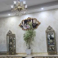 فروش ویترین ،لوستر،میز تلفن برنز