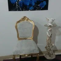 یک عدد صندلی غذاخوری تمام چوب