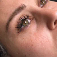 کاشت مژه / اکستنشن مژه