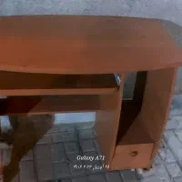 میز کامپیوتر حرفه ای در حد نو