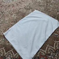 روبالشتی سفید