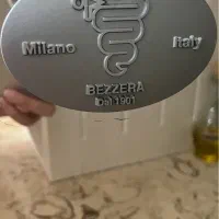 قهوه ساز ایتالیایی بیزرا