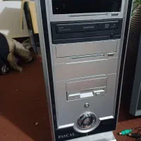 کامپیوتر درجه یک|رایانه رومیزی|شاهینشهر, حاجی آباد|دیوار