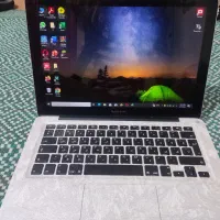 مک بوک پرو ۲۰۱۲ حافضه ۵۰۰ با شارژر اورجینال