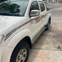 تویوتا هایلوکس۲۷۰۰