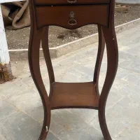 میز تلفن در حد و سالم