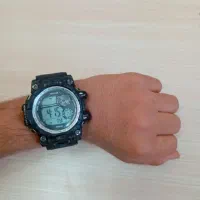 ساعت اصل و زیبا