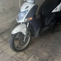 موتور سیکلت کیمکو آجیلیتی 200