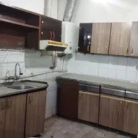 کابینت فلزی سالم در حد و درب و پنجره