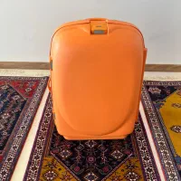 چمدان برند و یک عدد فرش 4 متری