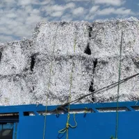 ضایعات کاغذ و کتاب باطله پوشال