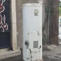 آبگرمکن ایستاده ۲۱۰ لیتر در حد نو