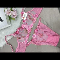 لباس زیر زنانه