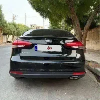 سراتو مشکی 2017