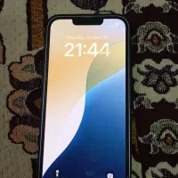 گوشی آیفون ۱۳ سفید