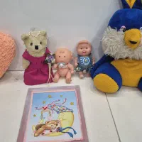 تعدادی عروسک