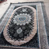 دوعدد فرش نو پلاستیک گرفته