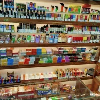 دکور ویترین میز صندلی|فروشگاه و مغازه|اصفهان, سعادتآباد|دیوار