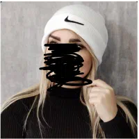 هدبند و کلاه نایک|لباس|قم, نیروگاه|دیوار