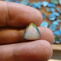 نگین اپال اتیوپی معدنی مناسب طلا و نقره