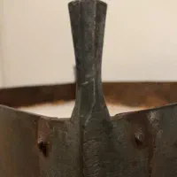 منقل فولادی قاجاری|کلکسیون اشیاء عتیقه|کرمان, |دیوار