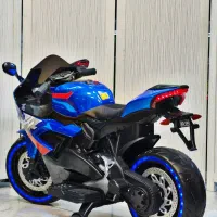 ماشین شارژی موتورشارژی جدیداسپرت لاستیک چراغ دار|اسباب‌‌بازی|تهران, پرستار|دیوار