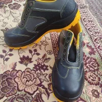 ۲جفت کفش ایمنی نو نو