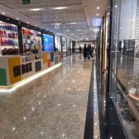 فروشنده پوشاک