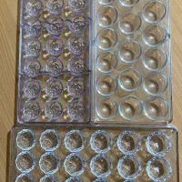 قالب شکلات پلی کربنات و مونوپورشن