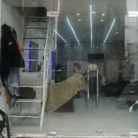 به یک شاگرد ارایشگاه مردانه نیازمندیم