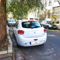 تیبا 2 مدل 98 کم کار تک برگ بی رنگ|خودرو سواری و وانت|تهران, جنت‌آباد مرکزی|دیوار