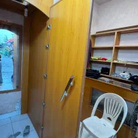 ویترین مغازه با میز جلو واتاق پرو و پیشخوان|فروشگاه و مغازه|لنگرود, |دیوار