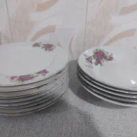 تعدادی ظرف|ظروف سرو و پذیرایی|ملایر, |دیوار