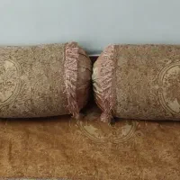 چهار عدد کناره  وچهار بالشت  بفروش میرود|رختخواب، بالش، پتو|زاهدان, |دیوار